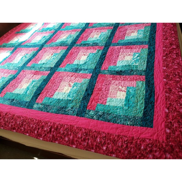Log Cabin Quilt, Bright, Modern, Traditional Pattern, Sofa Quilt Blanket Throw - Picture 1 of 10